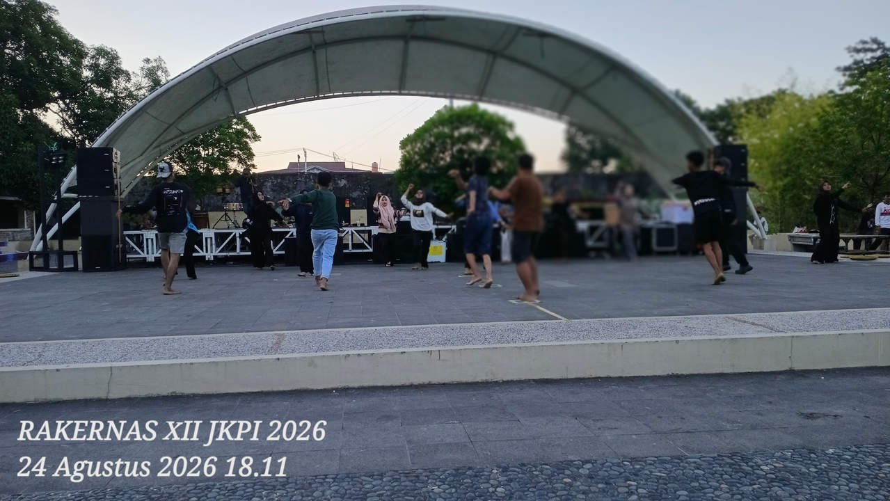 Gladi Resik 23